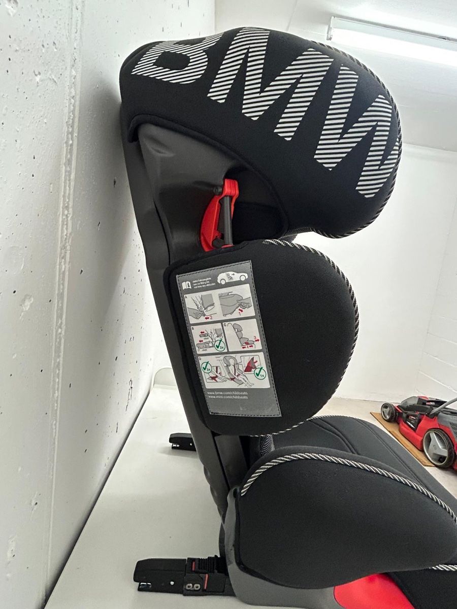 BMW Auto-Kindersitze: BMW Junior Seat – Gebraucht aus Lengnau AG von topolina007 5