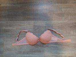BH H&M in Rosa mit Spitze Grösse 75C guter Zustand