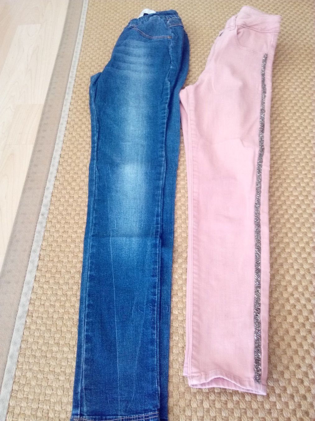 Pantaloni: ZARA+STRADIVARIOUS, JEANS, 2STK. 34-36 – Usato da Sachseln venduto da jocaso 1