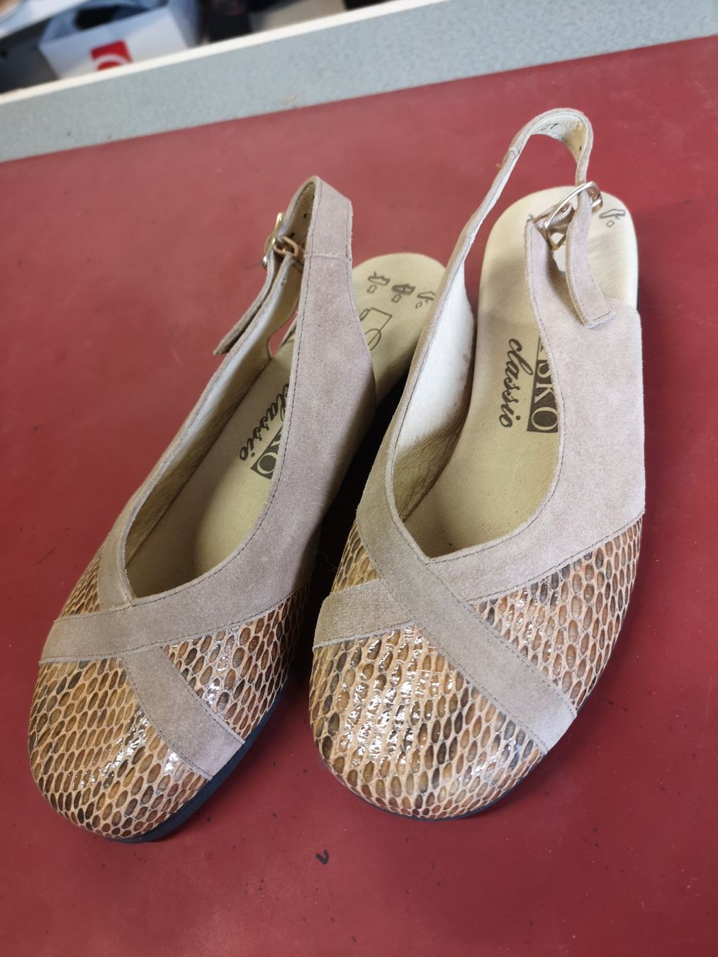 Helvesko Damenschuhe: Helvesko ladysko – Neu und originalverpackt aus Möhlin von Highwaytom