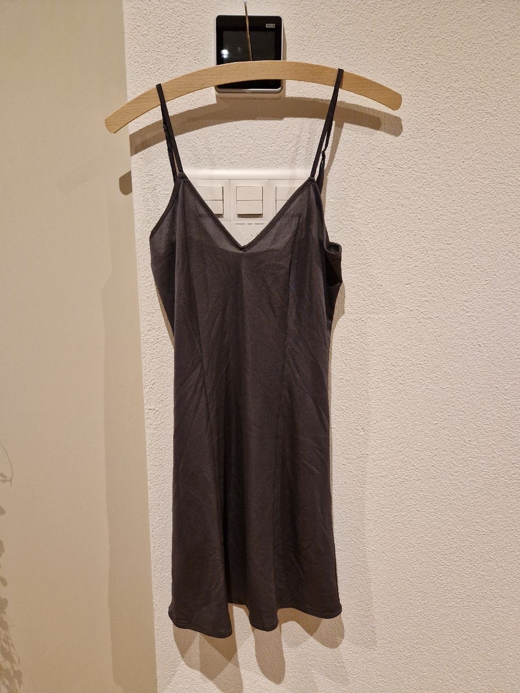 Zara Kleider: Zara Kleid aus Spitze in grau – Gebraucht aus Luzern von rebsi02 1