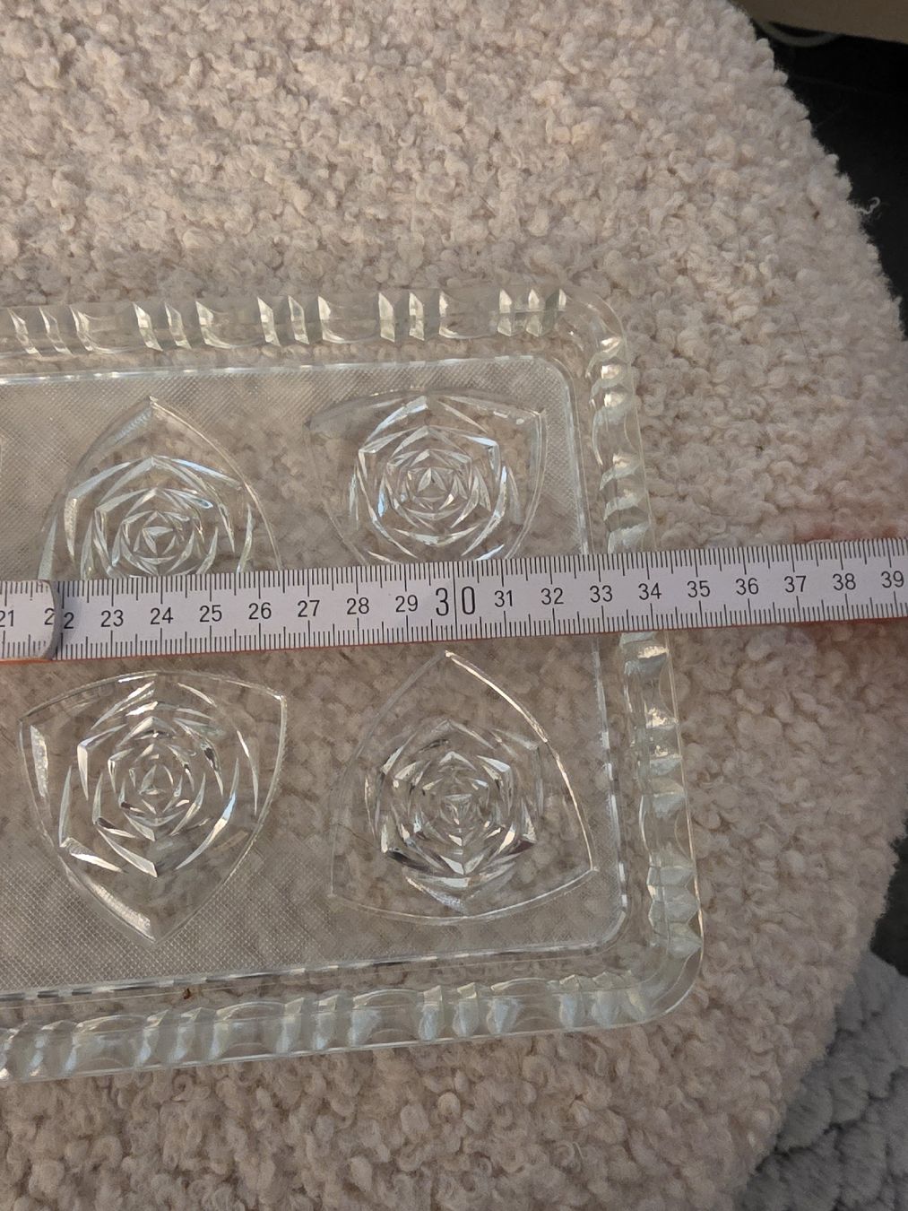 Servierplatten: Kuchentablett aus Glas mit Muster  – Gebraucht aus Zweidlen von VG159 2