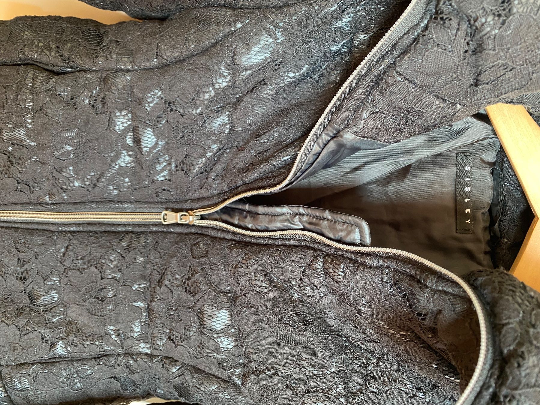 Sisley Giacche & Cappotti: Winterkacke Sisley Gr 7/8 A – Usato da Belp venduto da Aliya 1
