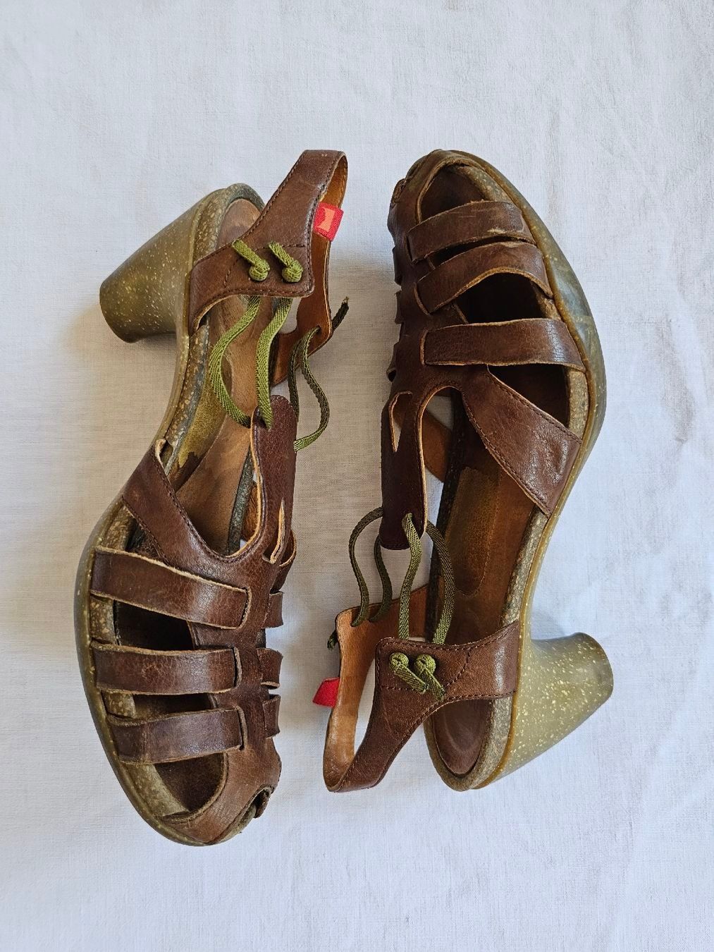Camper Chaussures femmes: Sandalen Leder Braun Camper Gr. 40 – D'occasion à Ried-Brig par Zzyzx 2