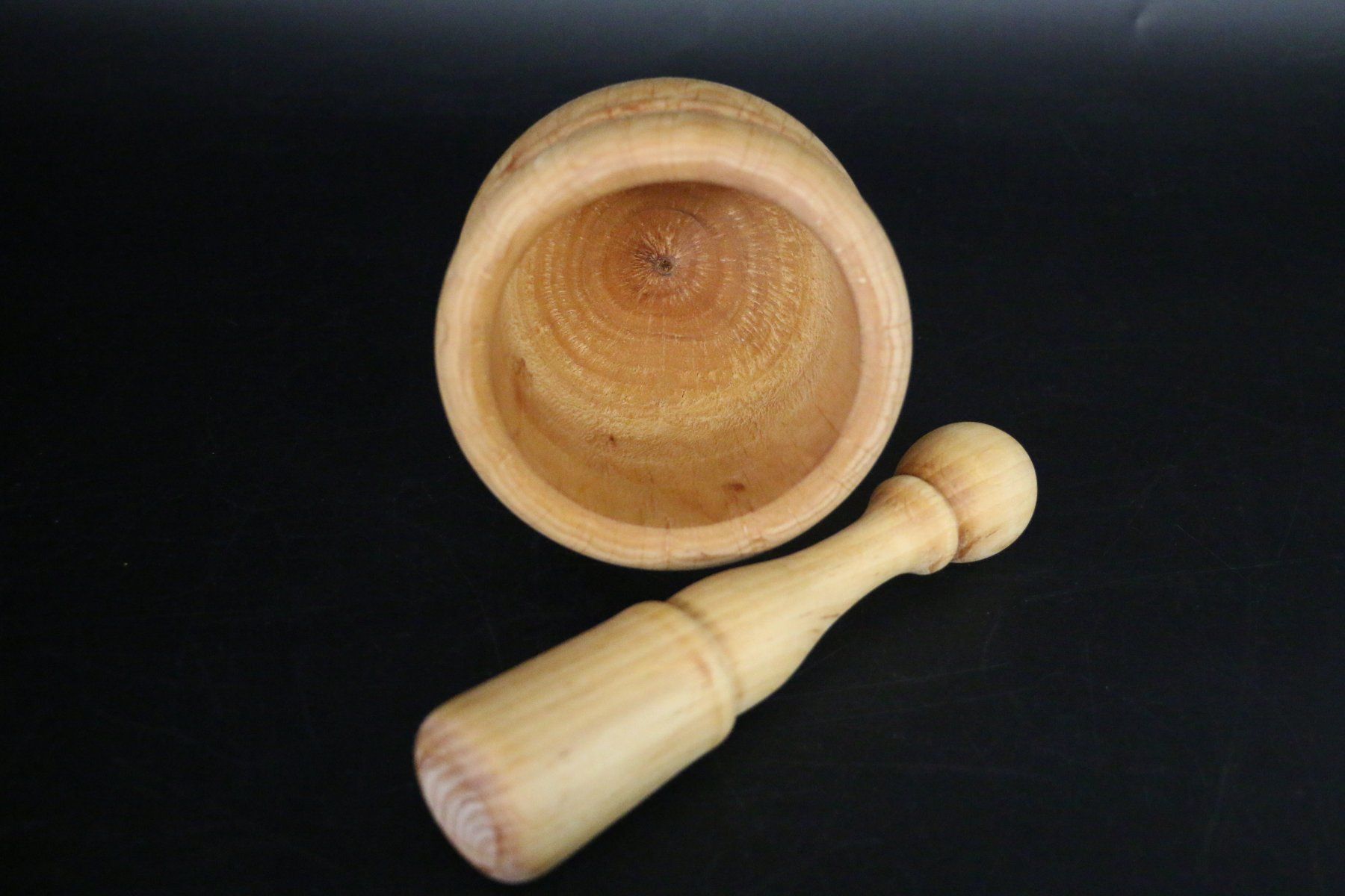 Autres pour cuisiner & mitonner: Mörser und Stössel - Holz – D'occasion à Muhen par Restwert_Muhen 2