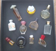 Parfüm Miniaturen Set  - Stücke Sammlerzustand