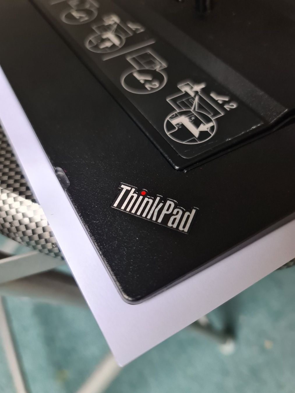 Lenovo Docking station: Lenovo Thinkpad Mini Dock Plus Series 3 with USB3.0 – Usato da zürich venduto da R-N-J 2