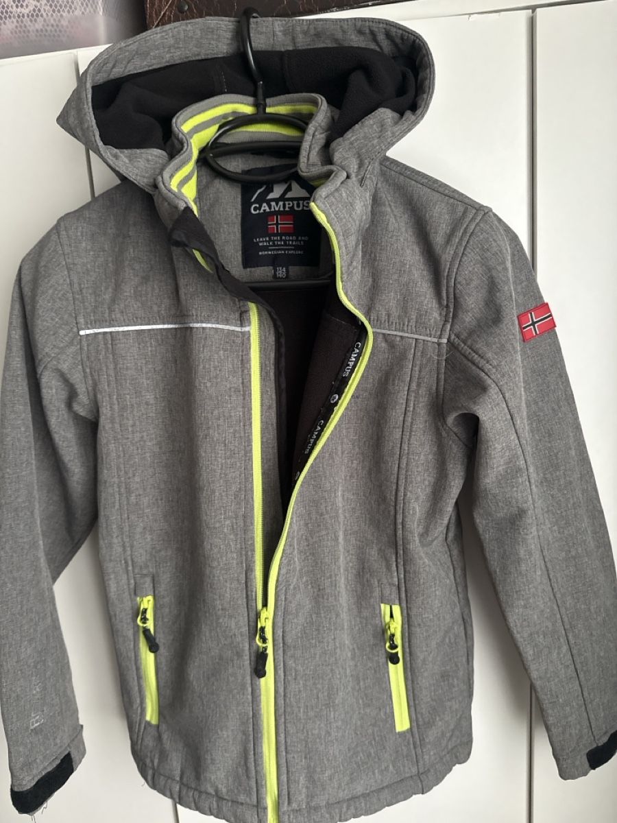 Jacken & Mäntel: Jacke Gr.134-140 – Gebraucht aus Winkel von Olirickli05