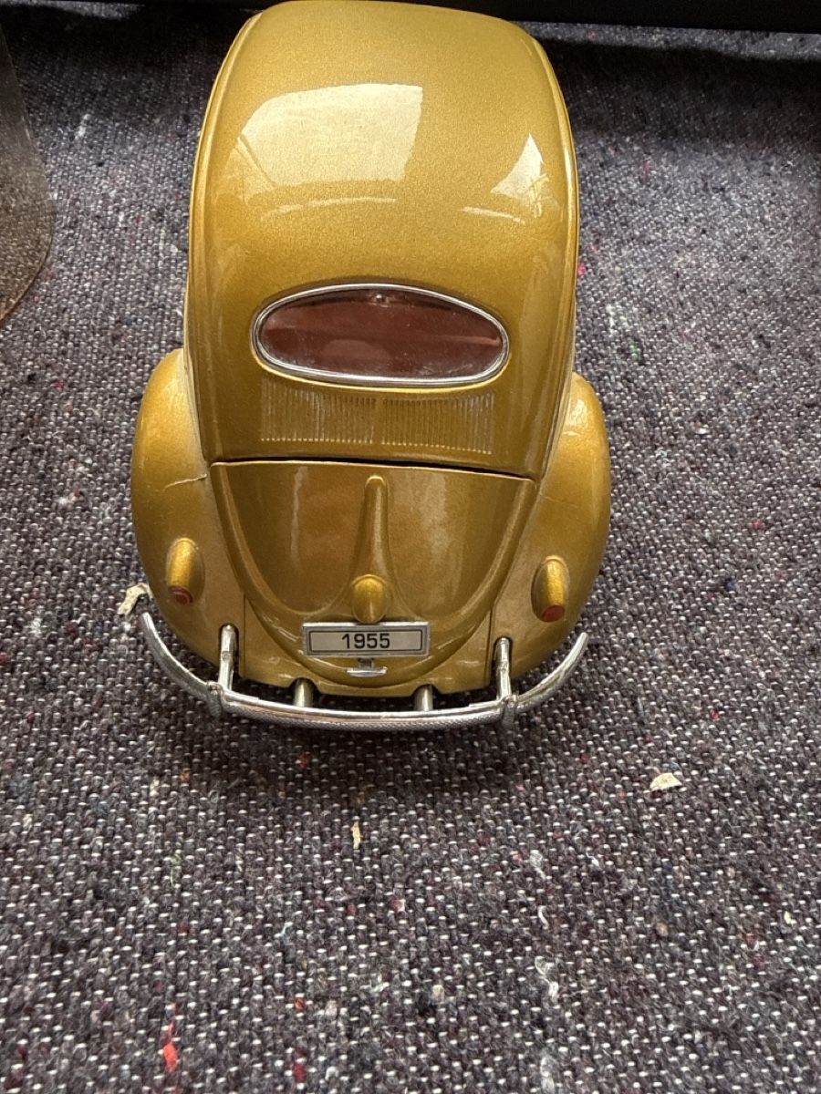 Volkswagen Modellini d'auto: VW Käfer 1.000.000th 1955 Modellauto Goldmetallic rar – Usato da Herisau venduto da Strichzauber 2