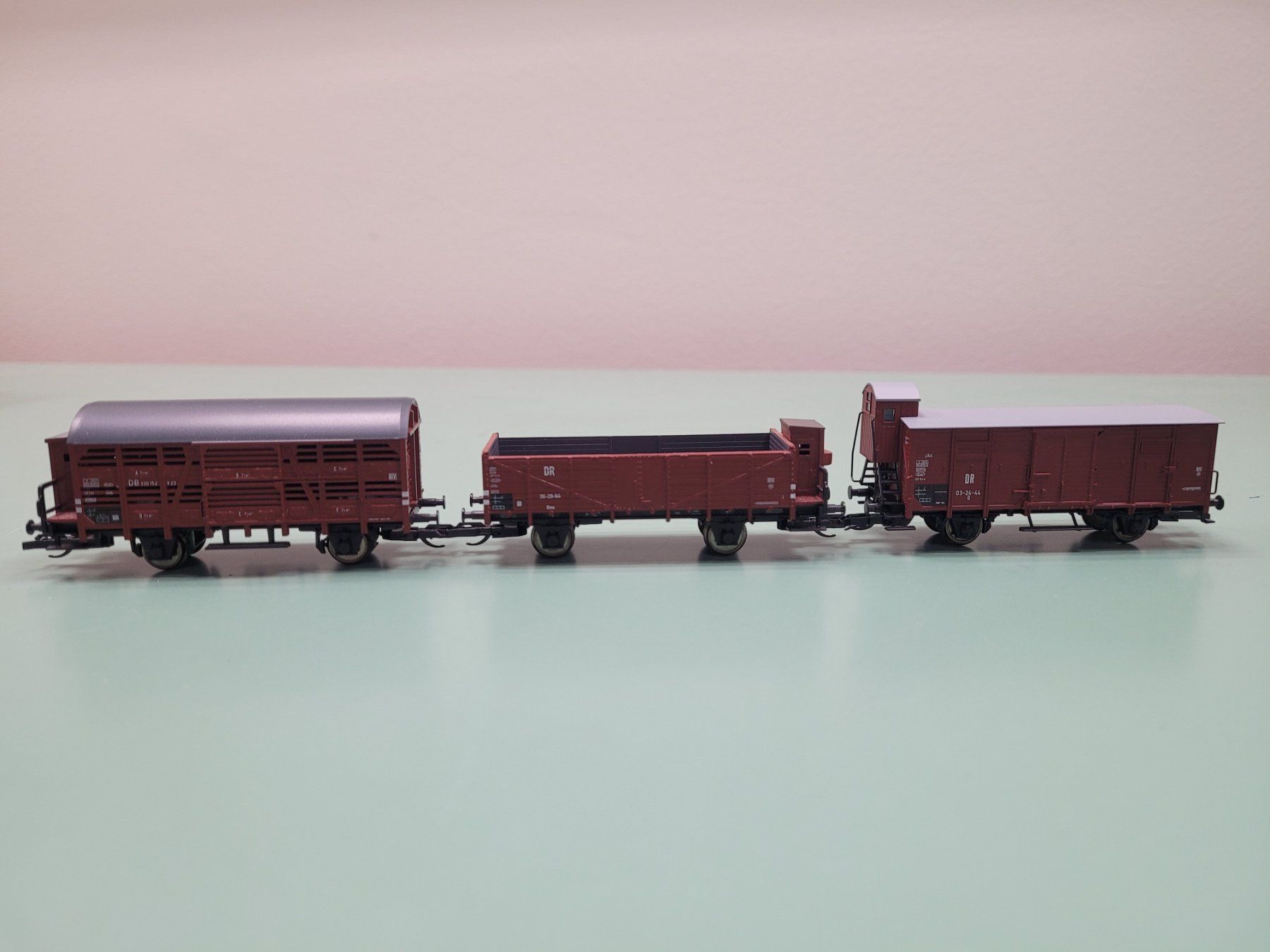 Modellini di ferrovie: Set von drei Wagons, TT – Usato da Perlen venduto da AhvidEvG