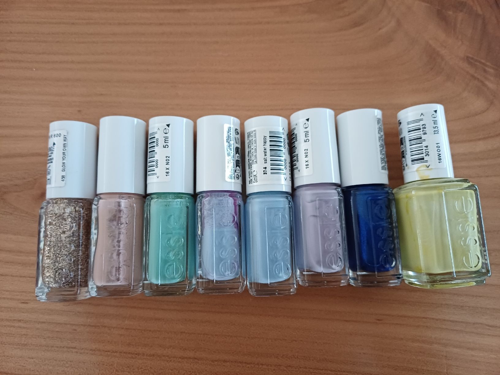 Essie Smalto per unghie: Vernis a ongle OPI et Essie – Usato da Aven venduto da menthe17 2