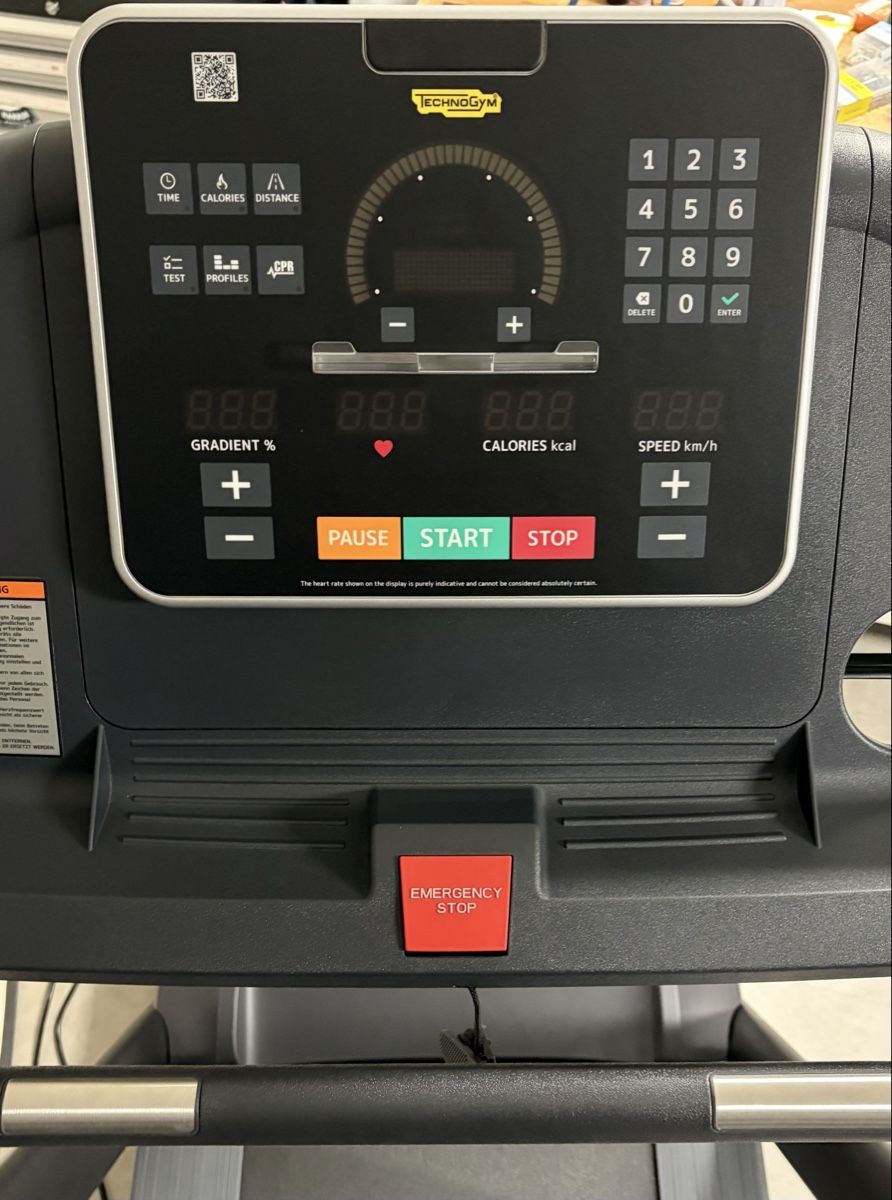 Technogym Vélos d'appartement: Laufband Technogym Jog Forma – D'occasion à Adliswil par Jesemina2018 1