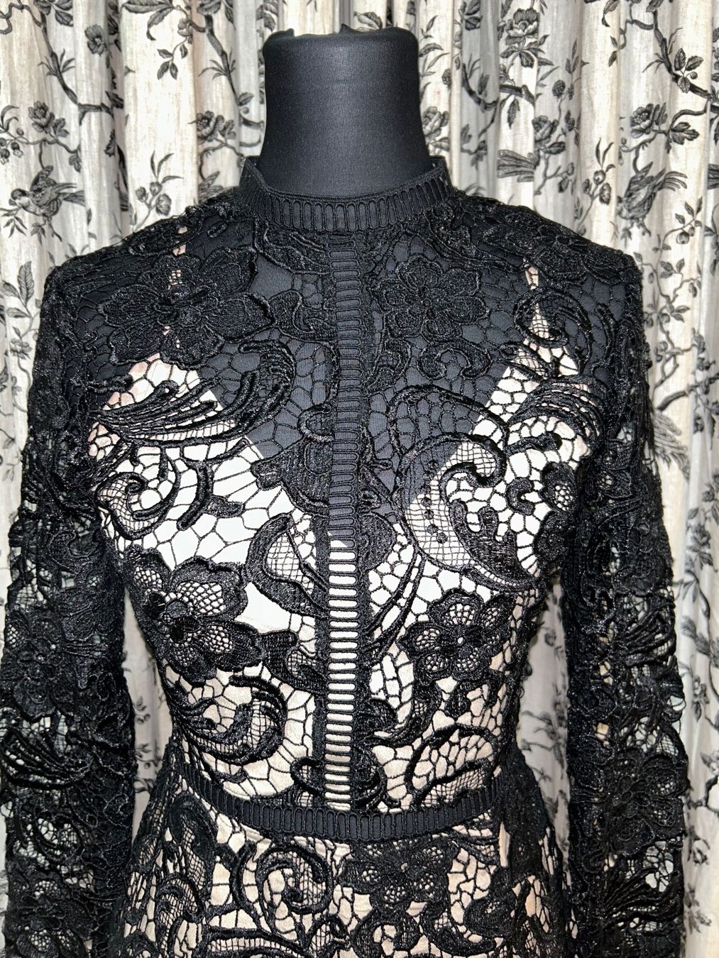 Vestiti: ELEGANTES ABENDKLEID/SILVESTERKLEID – Usato da Luzern venduto da Suneha