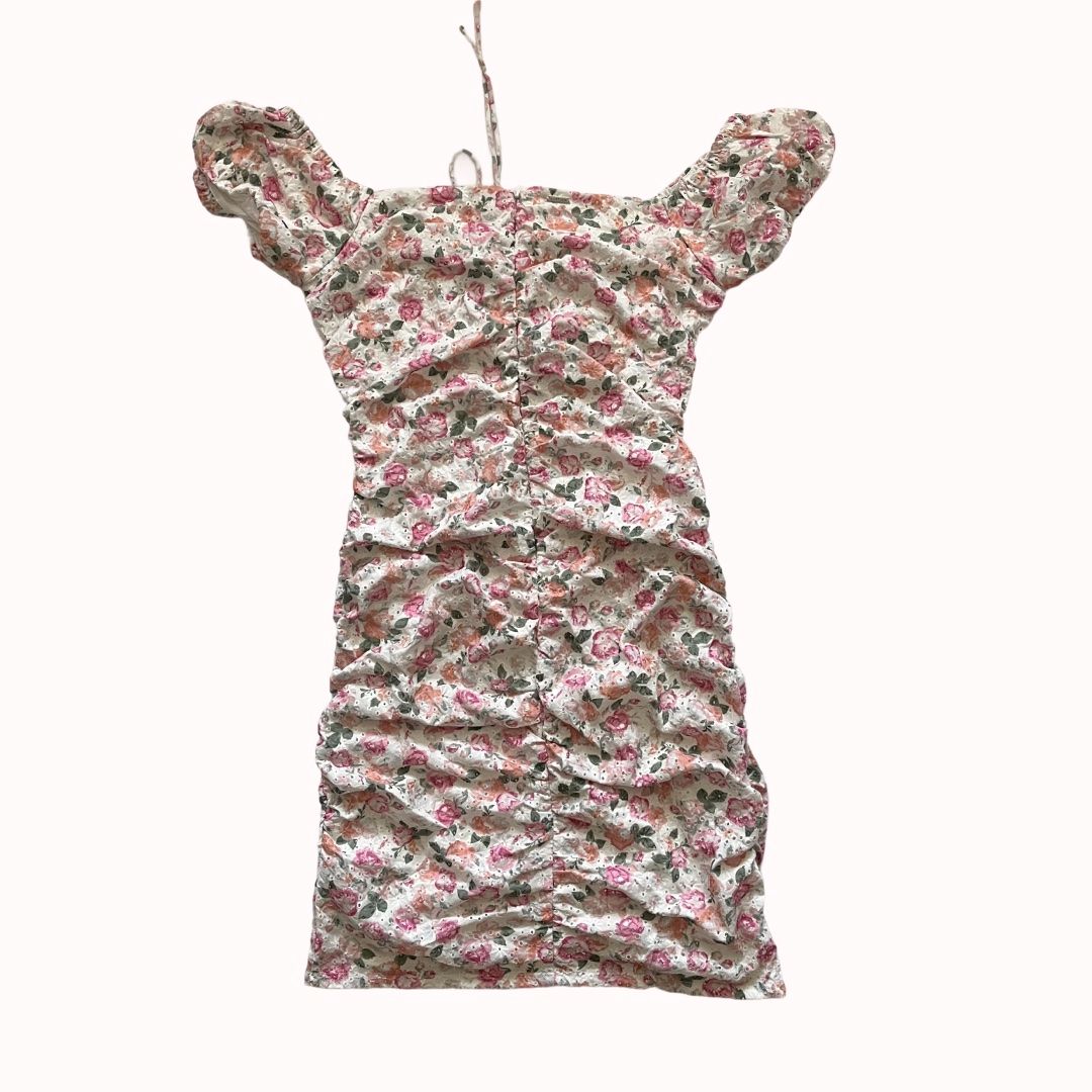 Guess Vestiti: ROBE EN DENTELLE À FLEURS GUESS – Usato da Cortaillod venduto da Leane.g 1