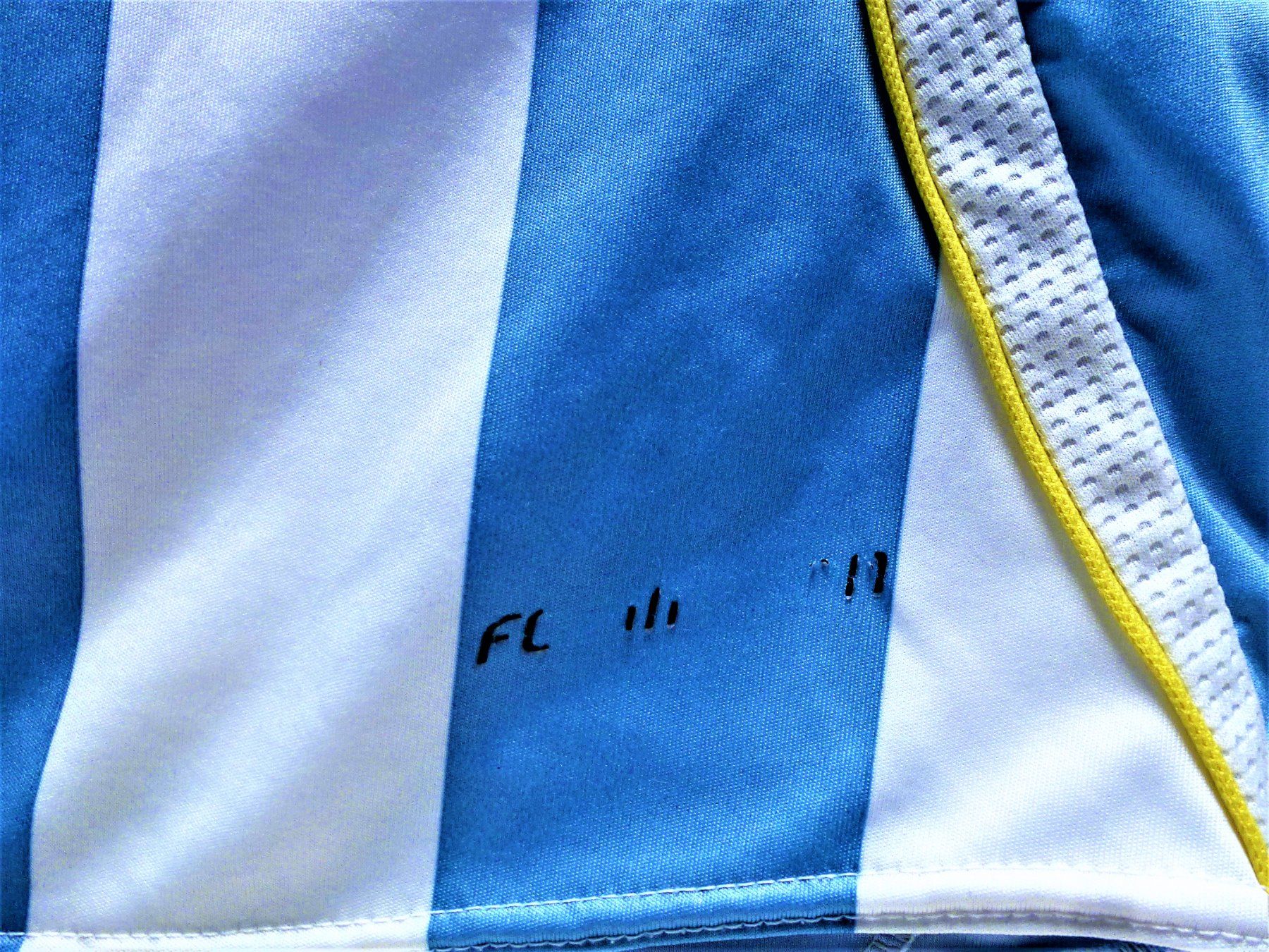 Adidas Leibchen & Hosen: Fussball-Trikot Gr.M – Gebraucht aus Murgenthal von B.StM 3
