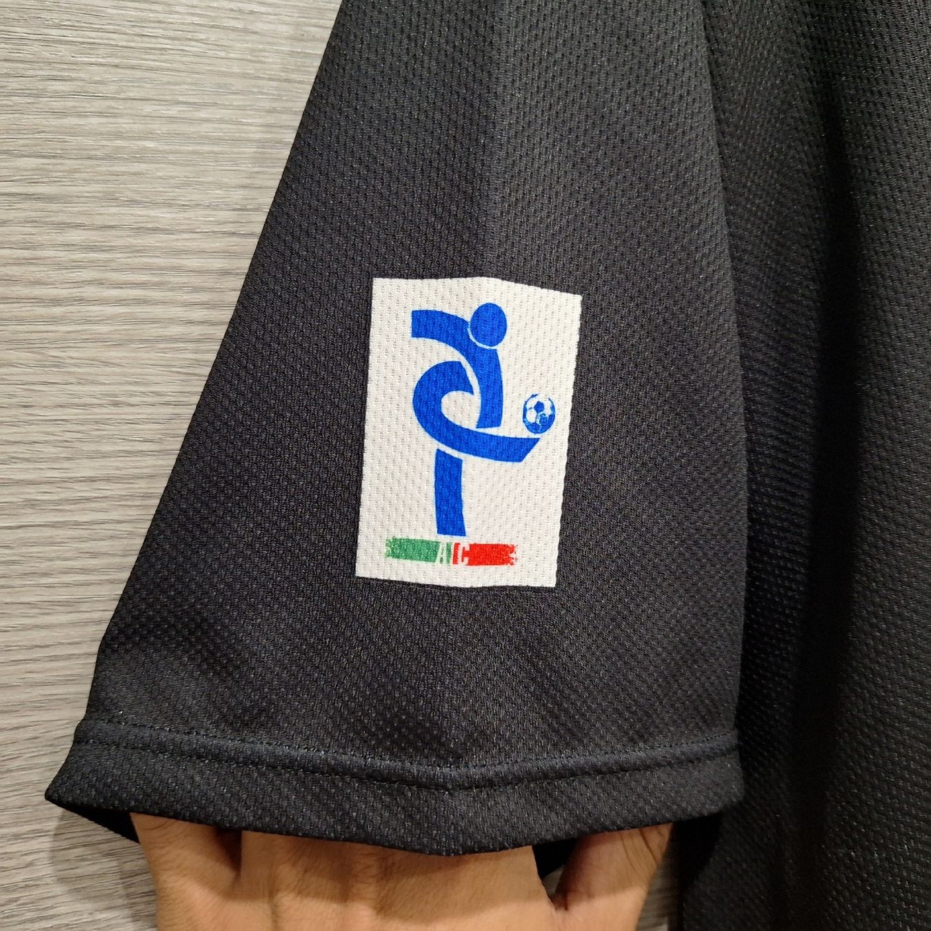 Leibchen & Hosen: FIGC Tesia Trikot XL – Gebraucht aus Bellinzona von LA-ropa-de-Juan 5