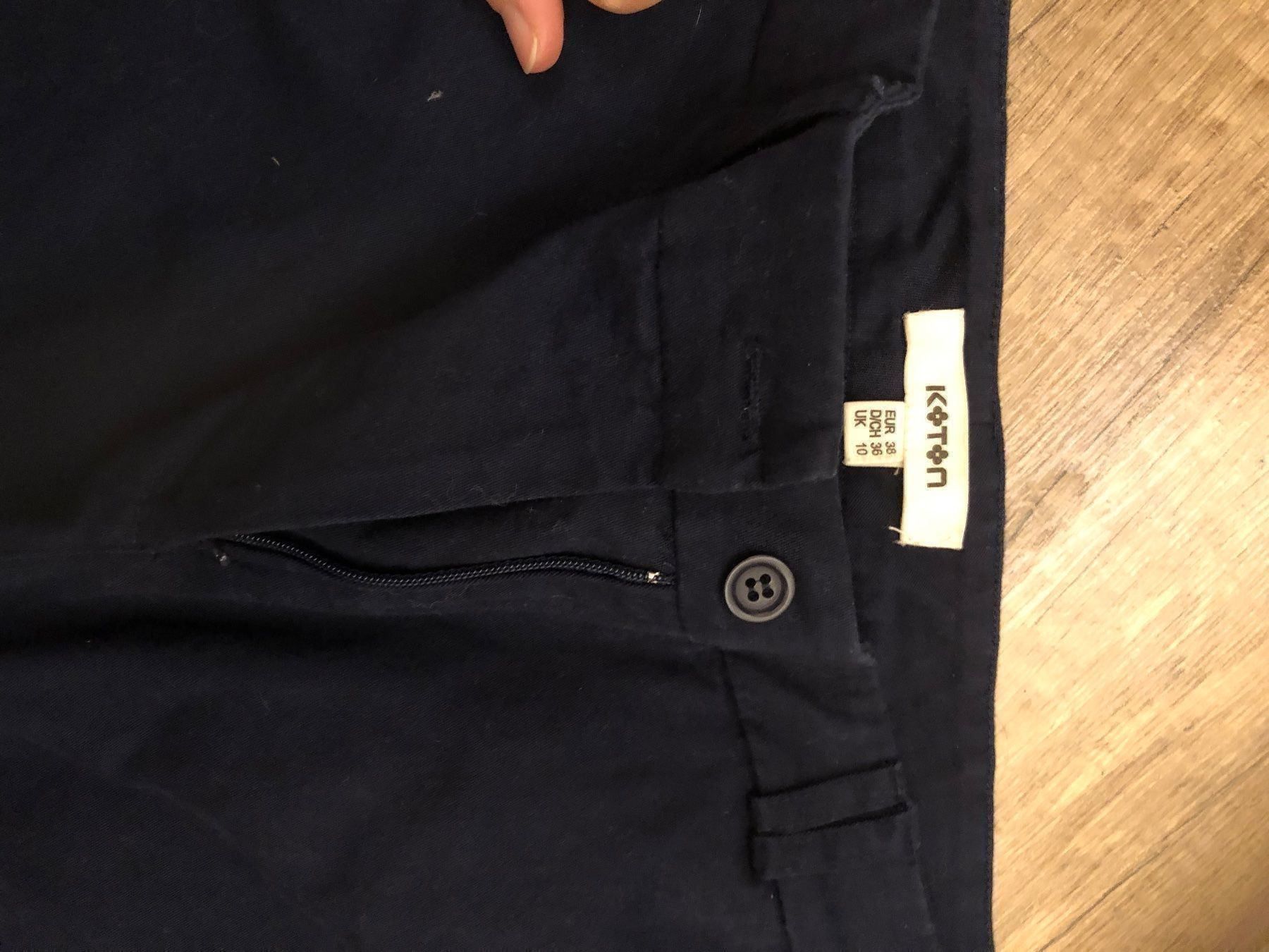 Pantaloni: Hose Koton Grösse 38 – Usato da Lupsingen venduto da sta_wgg5 1
