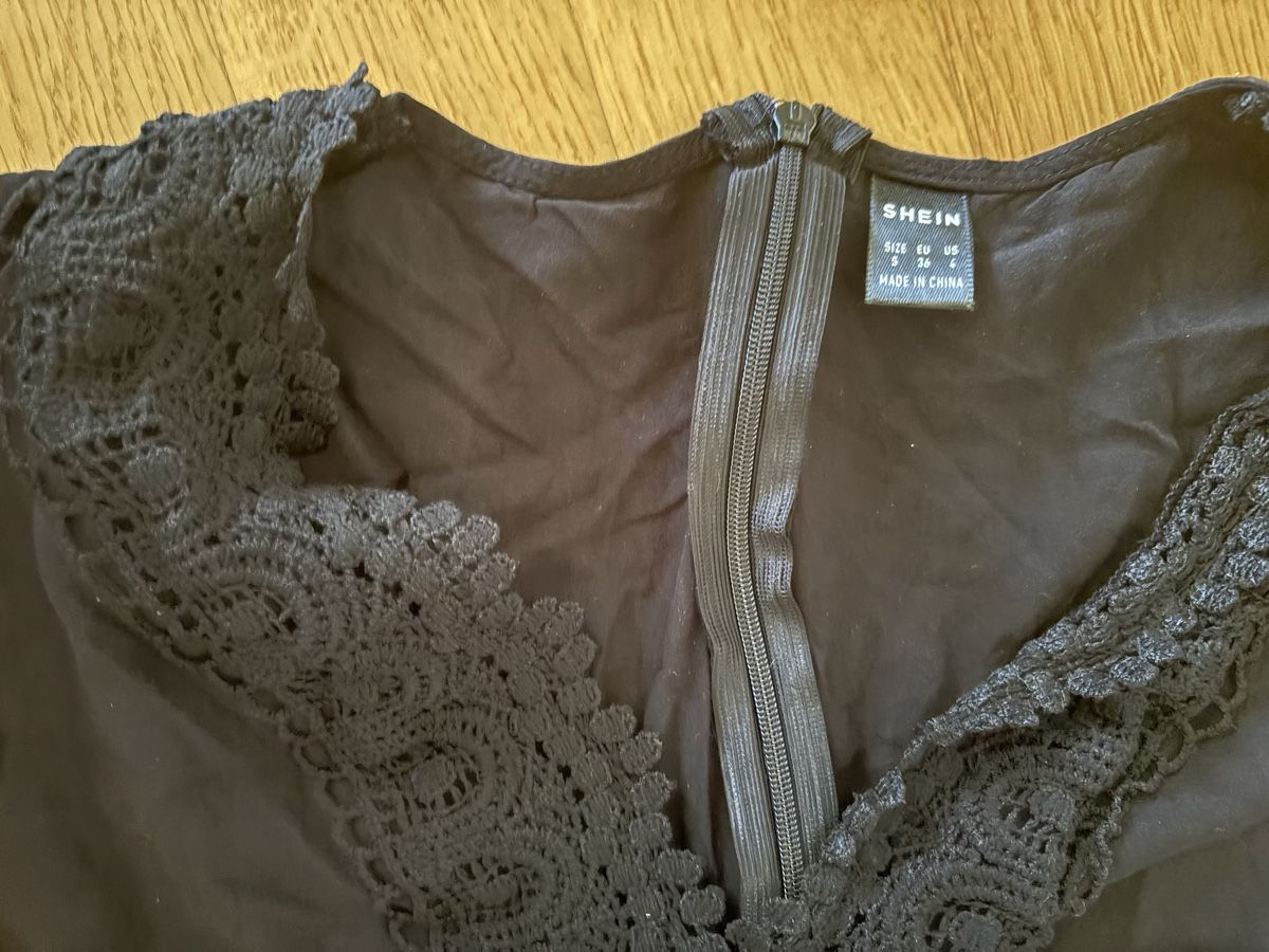 Shein Vestiti: Schwarzes Kleid Grösse S – Usato da Beromünster venduto da msklef 3