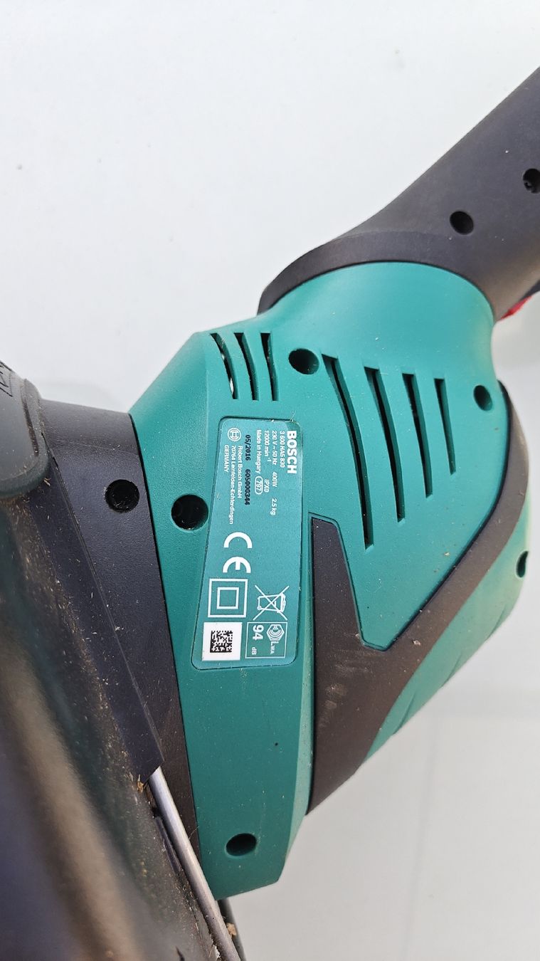 Bosch Tutti gli attrezzi: Coupe-bordures électrique Bosch ART 24 – Usato da Sugiez venduto da clo_76gd 1