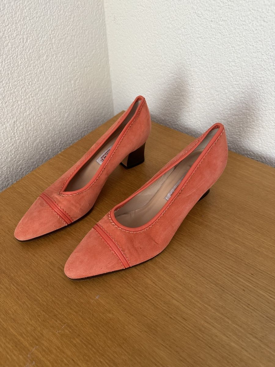Loewe Scarpe da donna: Loewe High Heels Pumps gr. 38 – Usato da Morbio Superiore venduto da mic_8qcl 1