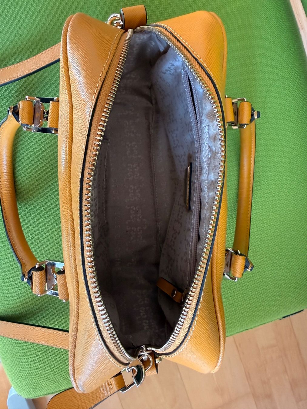 Coccinelle Borse da donna: Kleine Tasche von COCCINELLE – Usato da Frauenfeld venduto da Scleo 5