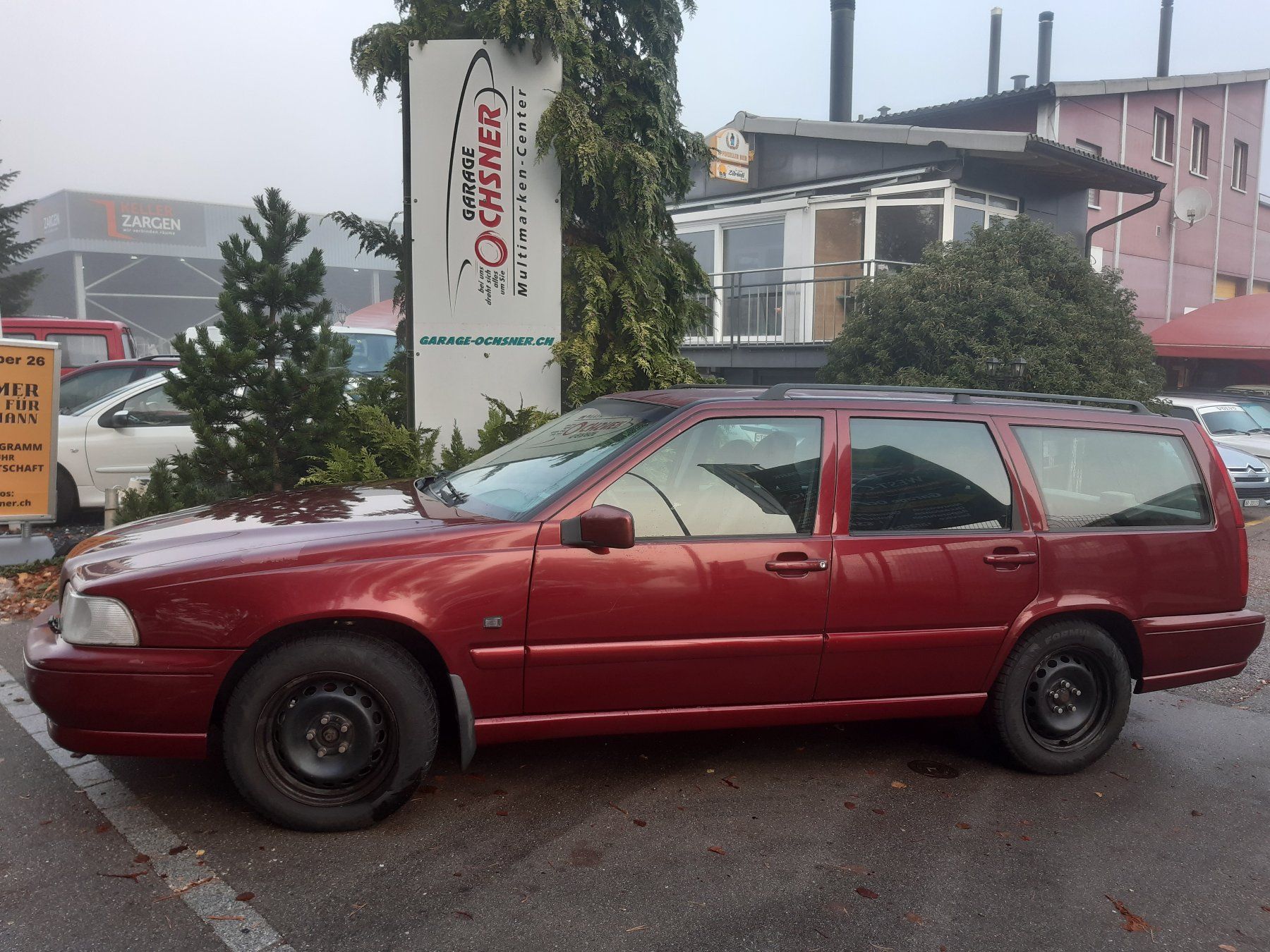 Volvo Autos: Volvo V70 2.5 10V – D'occasion à Elgg par Oldie67