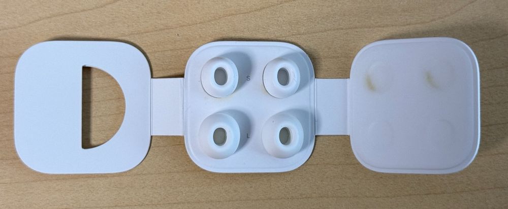 Apple Kopfhörer: Apple AirPods Pro - mit Ladecase – Gebraucht aus Malters von NitramRennat 2