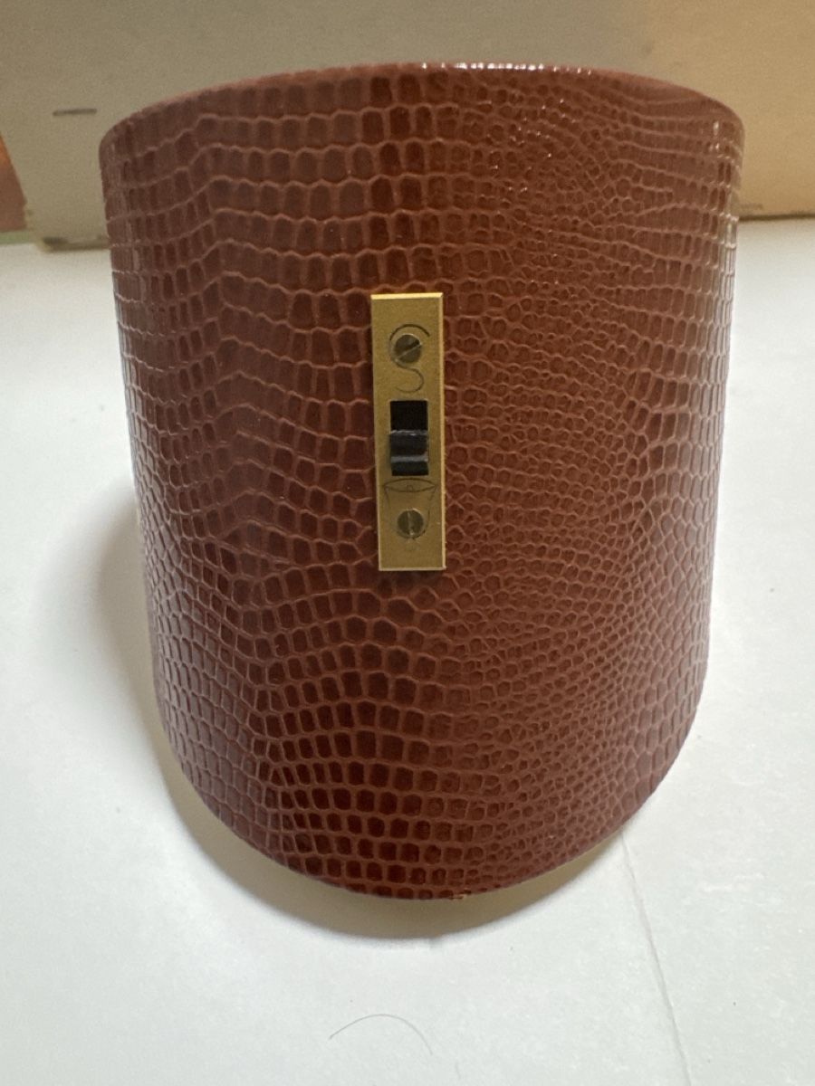 Pendules & Horloges murales: Derbyvee table clock electronic brown leather case silver di – D'occasion à La Chaux-de-Fonds par lida2005 7
