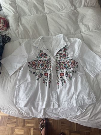 Chemise blanche fleurie brodée, taille M, style bohème 
