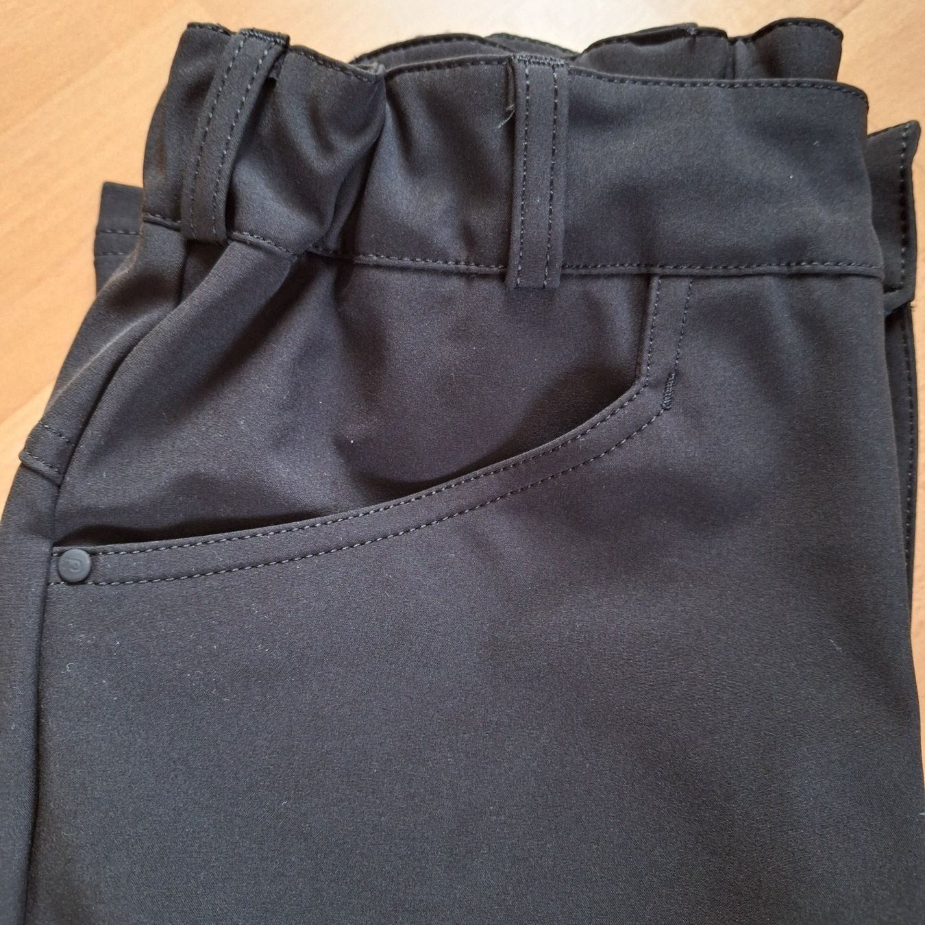 Reima Hosen: Reima Softshell Hose schwarz Grösse 140 neu – Neu (gemäss Beschreibung) aus Hettenschwil von Schneuggi2 2
