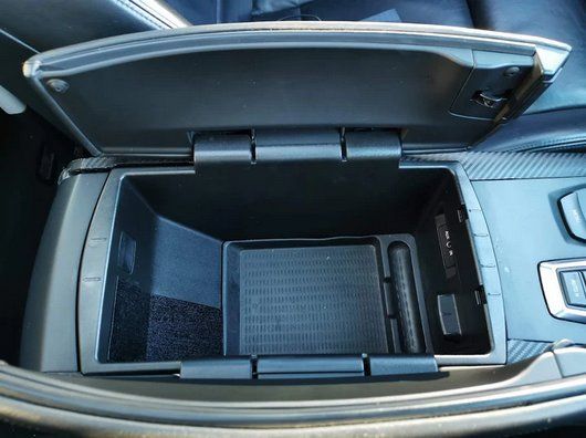 Supporti a parete: BMW X5 / X6 E70 / E71 Téléphone Cradle Blanking Plate – Nuovo (secondo la descrizione) da Lausanne venduto da Ari-92