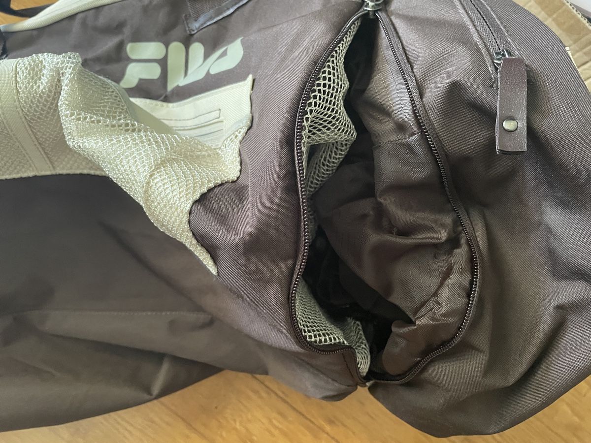 Borse: Sport-/Reisetasche mit Necessaire  – Nuovo (secondo la descrizione) da Zürich venduto da silab69 4
