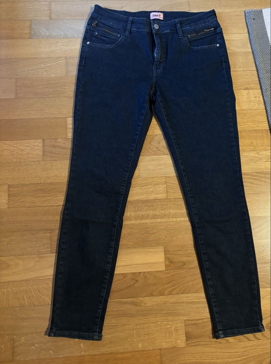 Only Jeans: Only Skinny Jeans Grösse L – Nuovo (secondo la descrizione) da Brugg AG venduto da ann_stf7