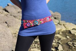wunderschöner Blumen Gürtel bestickt Peru, viele Farbe, NEU!