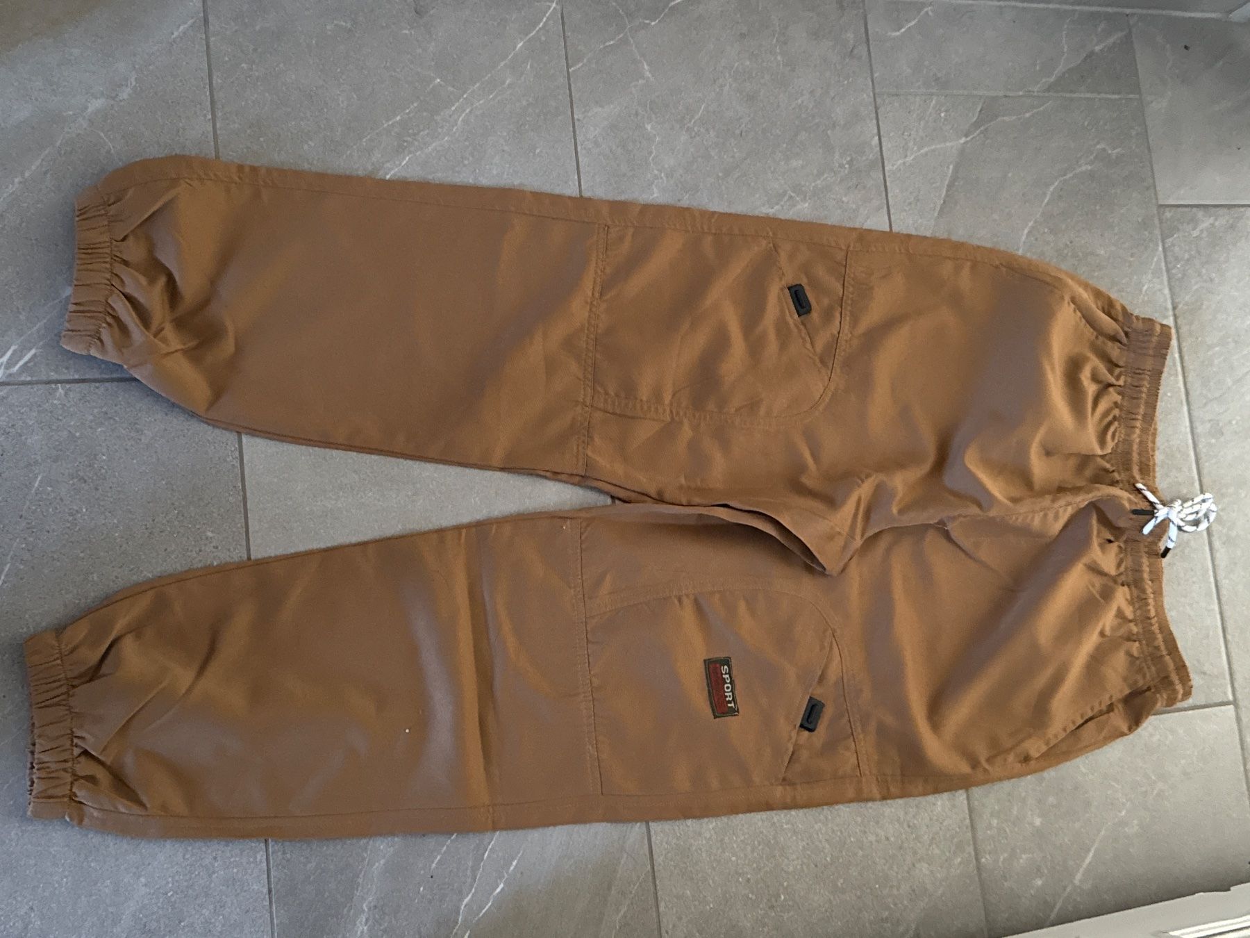 Shein Pantaloni: Herren Hosen NEU, M – Nuovo (secondo la descrizione) da Amriswil venduto da used2use
