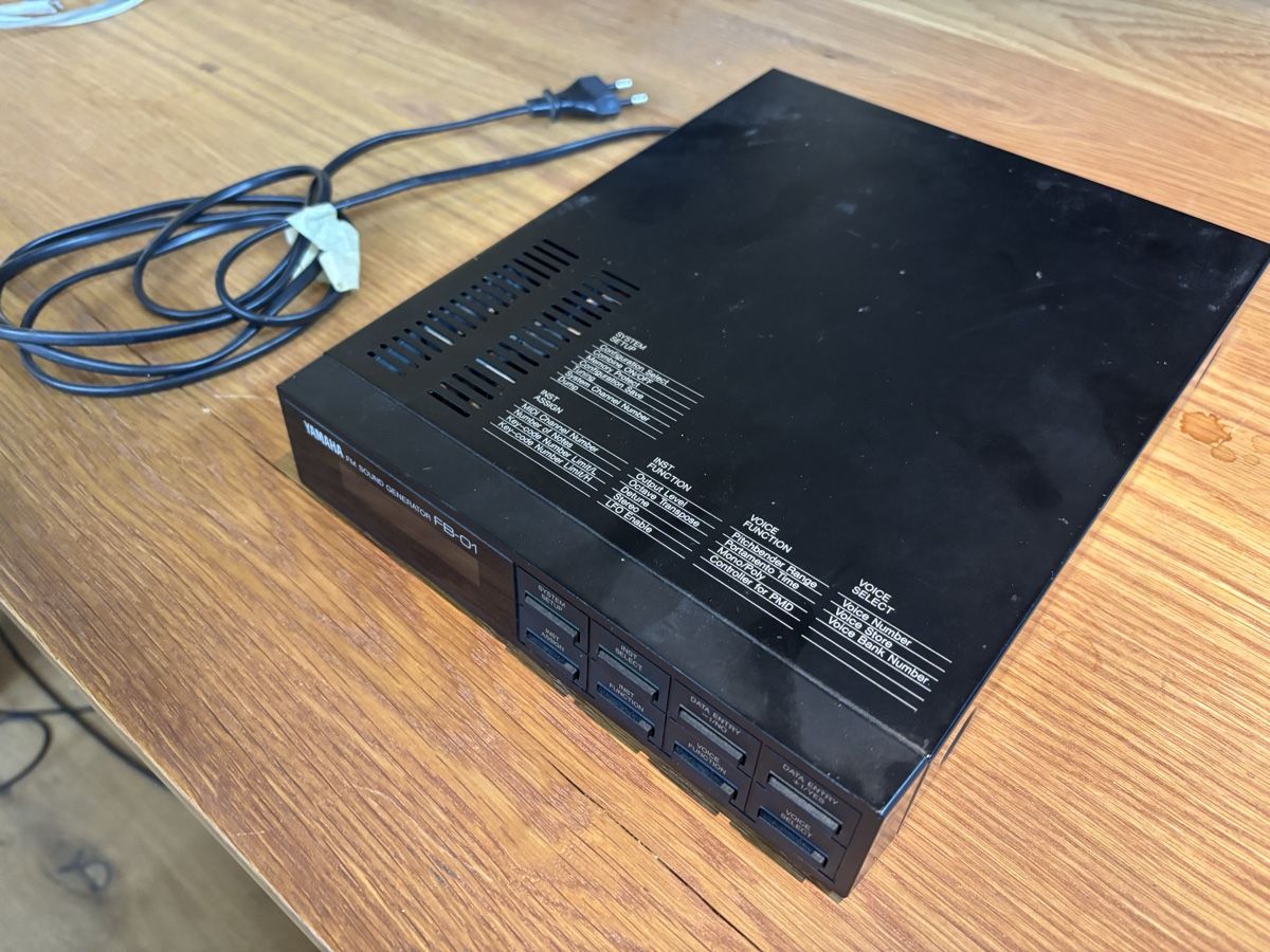 Yamaha Strumenti musicali: Yamaha FB-01 FM Sound Generator – Usato da bern venduto da lee.vi.vi 1