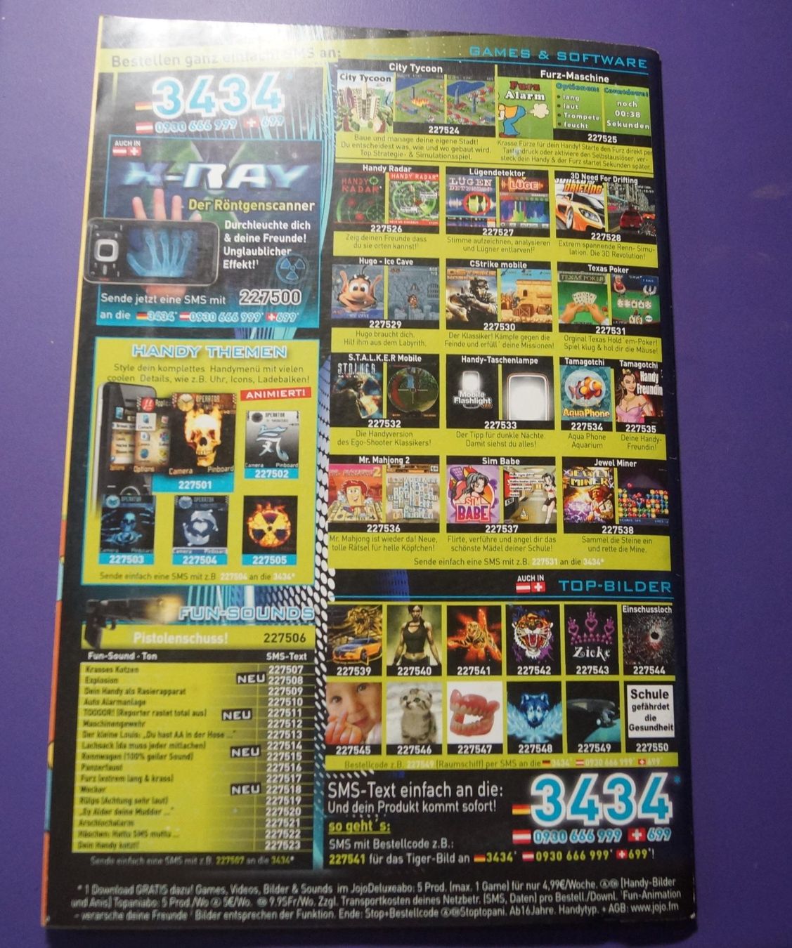 BD: Simpsons Mit Poster Happy Halloween – D'occasion à Zuben par Rex4 1
