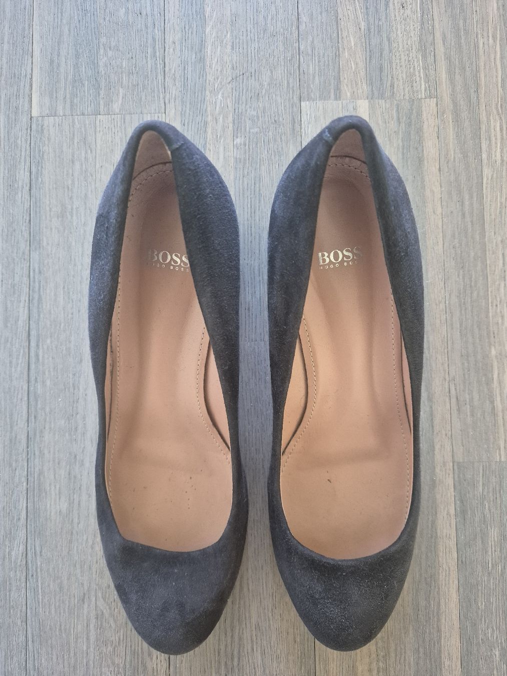Scarpe da donna: Hugo Boss pumps – Usato da Zug venduto da silid 1