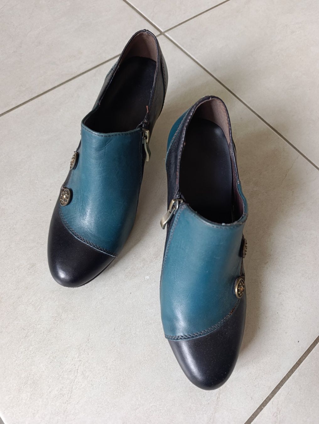 Scarpe da donna: Retropumps – Usato da Frick venduto da atr_wf8r