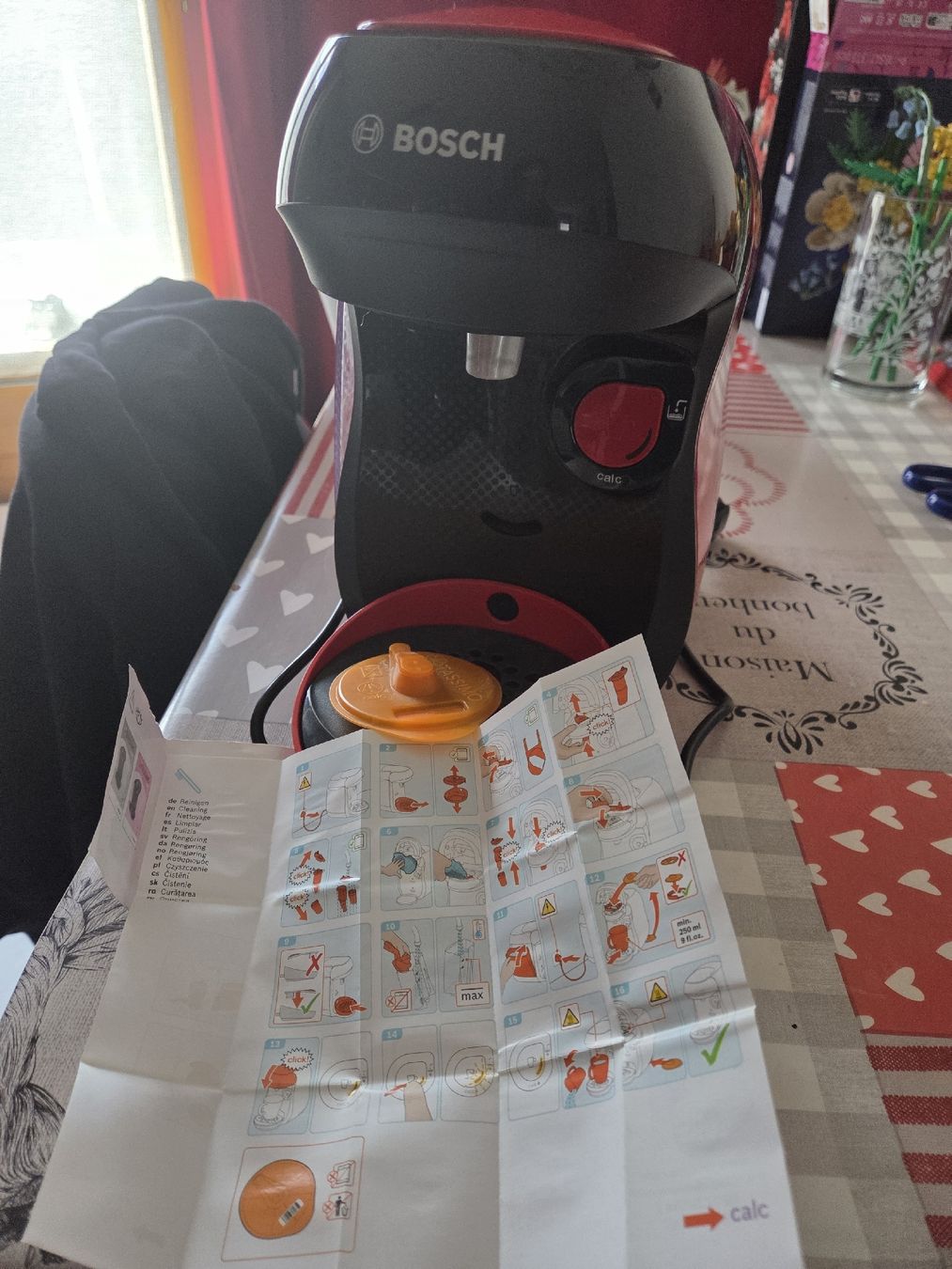 Macchine per caffè & Macchine per espresso: Machine à café Bosch Tassimo TAS1002 Rouge/Noir – Usato da Riddes venduto da mim_qs5p