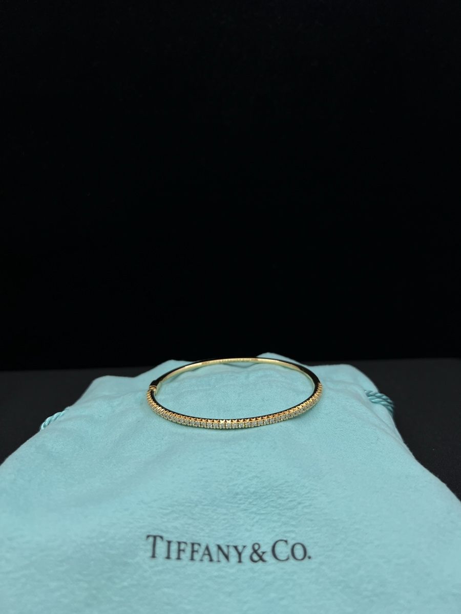 Tiffany & Co. Bracciali & Braccialetti: Tiffany & Co. Micro Armreife – Usato da Zürich venduto da Centralwatches 1
