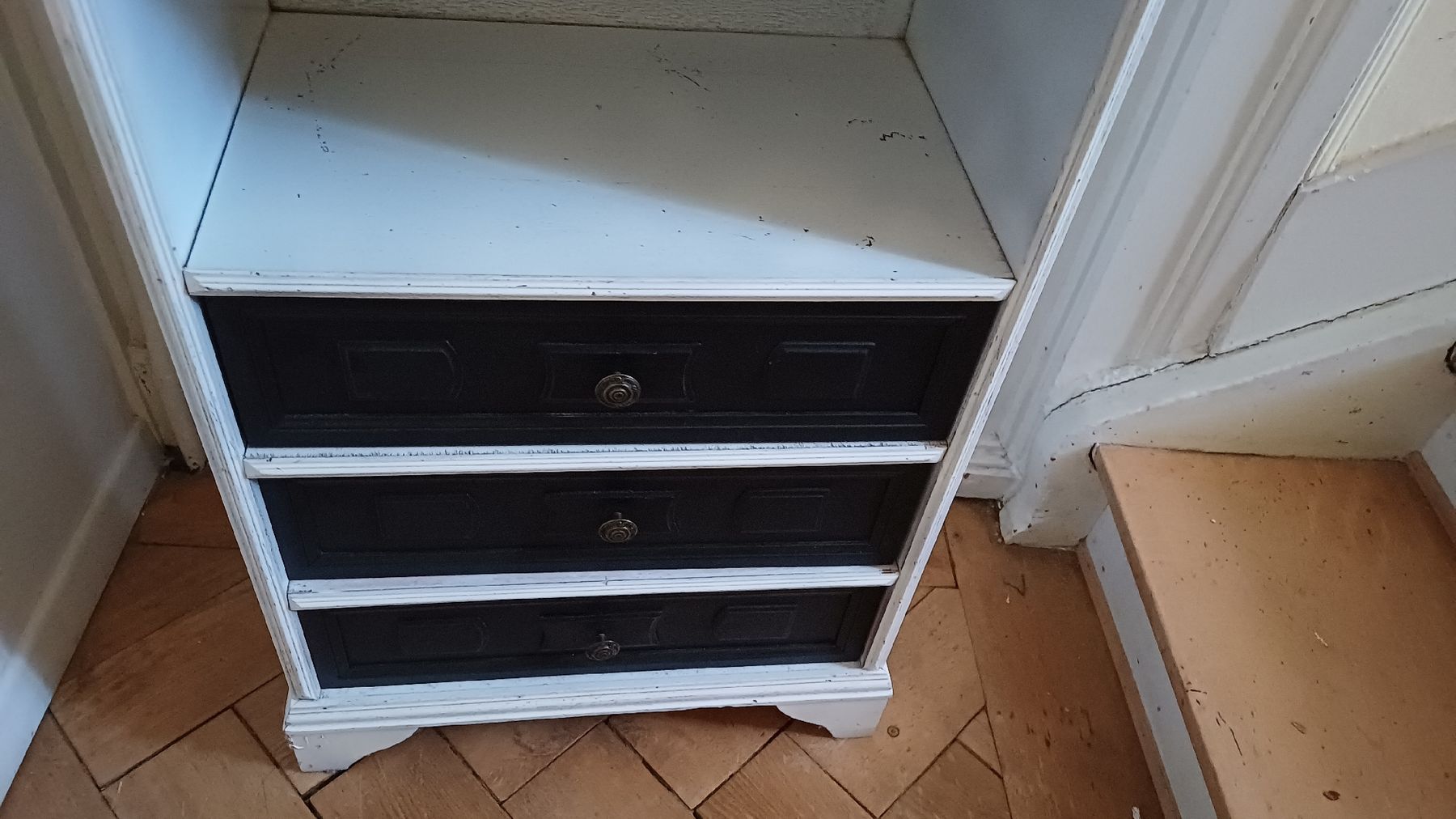 Kommoden: Kleine Kommode Shabby Chic  – Gebraucht aus Flawil von Pinkmalibu 3