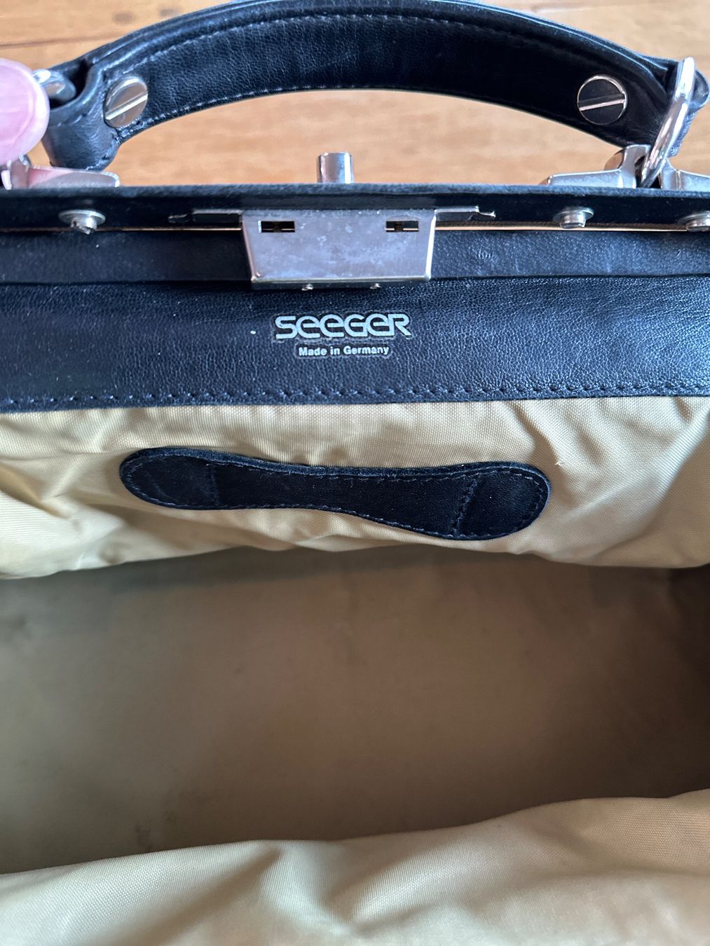 Borse: Seeger Tasche vintage und original – Usato da Madetswil venduto da Steppenwolf. 5