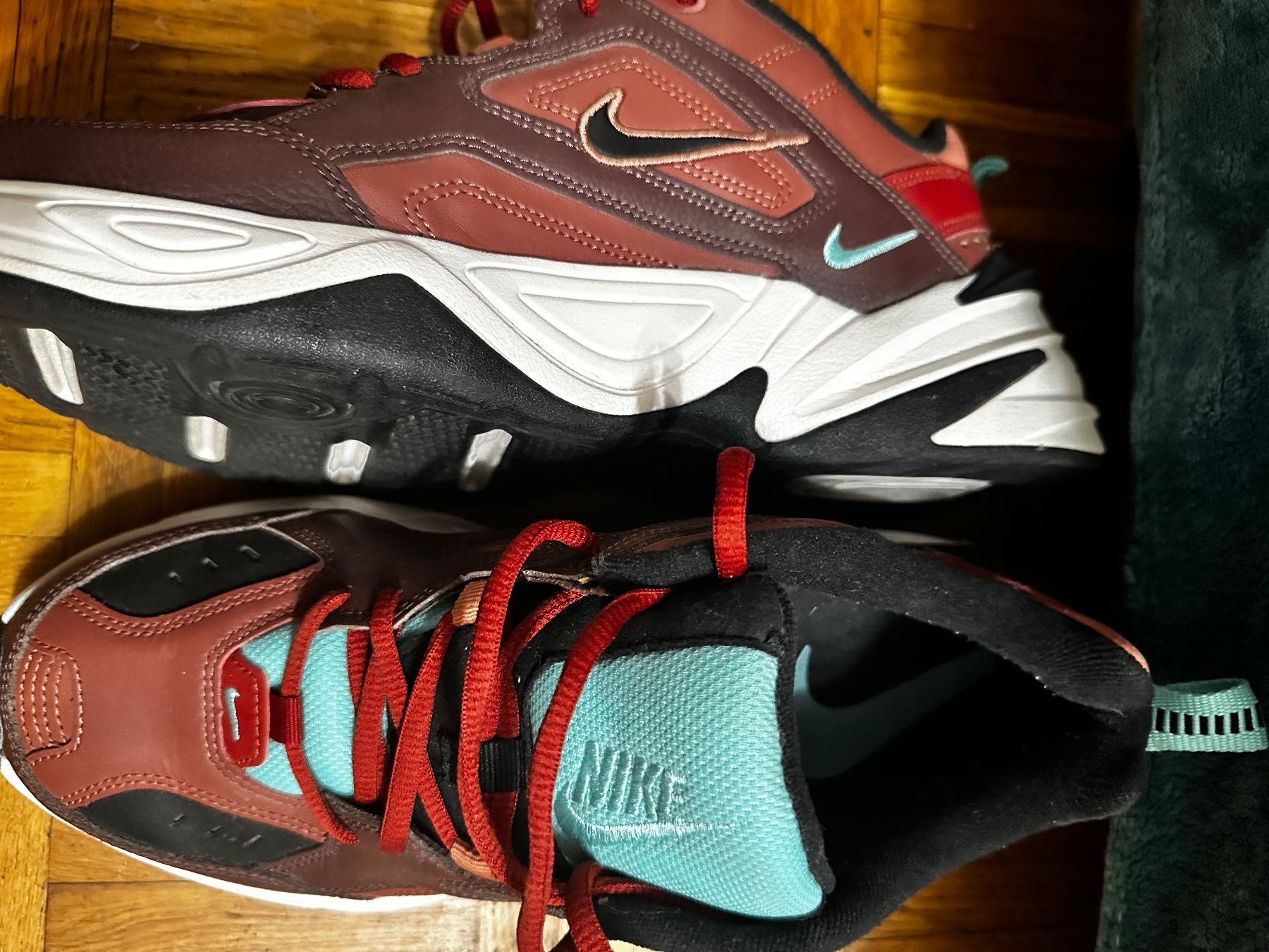 Nike Scarpe da uomo: Baskets Nike multicolores état d'usage – Usato da Puidoux venduto da jel_crq6 2