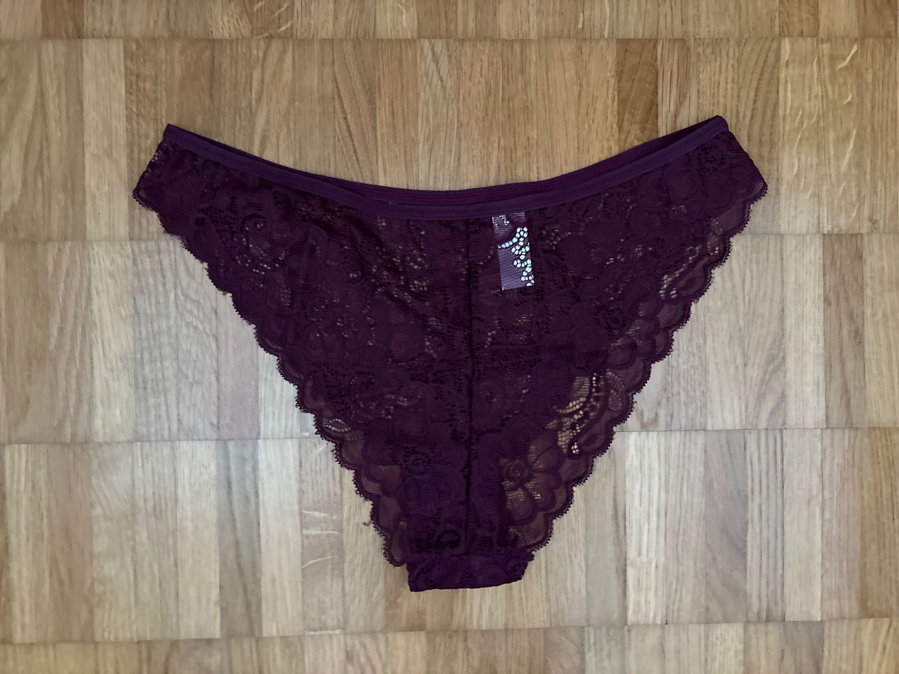 Altra biancheria intima: Sexy Spitzen-Slip Gr. M – Usato da Winterthur venduto da Sunshine143 1