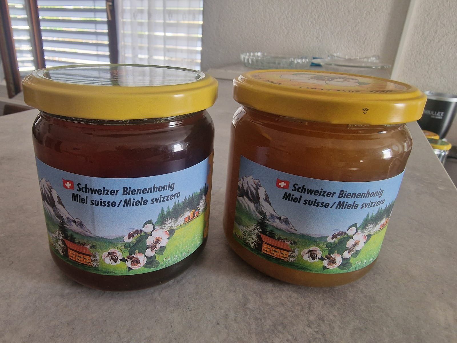 Cibi & Specialità: Schweizer Bienen Honig – Nuovo e nell'imballaggio originale da Unterkulm venduto da saltand