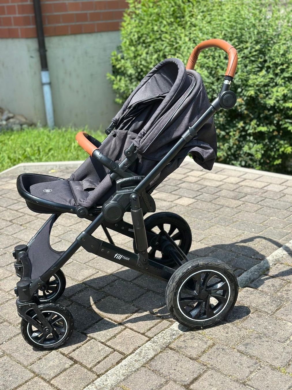 Fillikid Kinderwagen: Kinderwagen Set Fill Tiger dunkelgrau Melange – Gebraucht aus Sissach von MadEdd 5