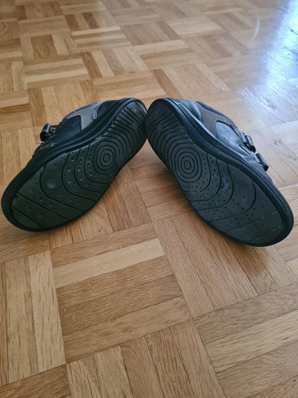 Geox Scarpe per ragazzi: Geox Schuhe Gr. 34 – Usato da Rudolfstetten venduto da anjam81 1