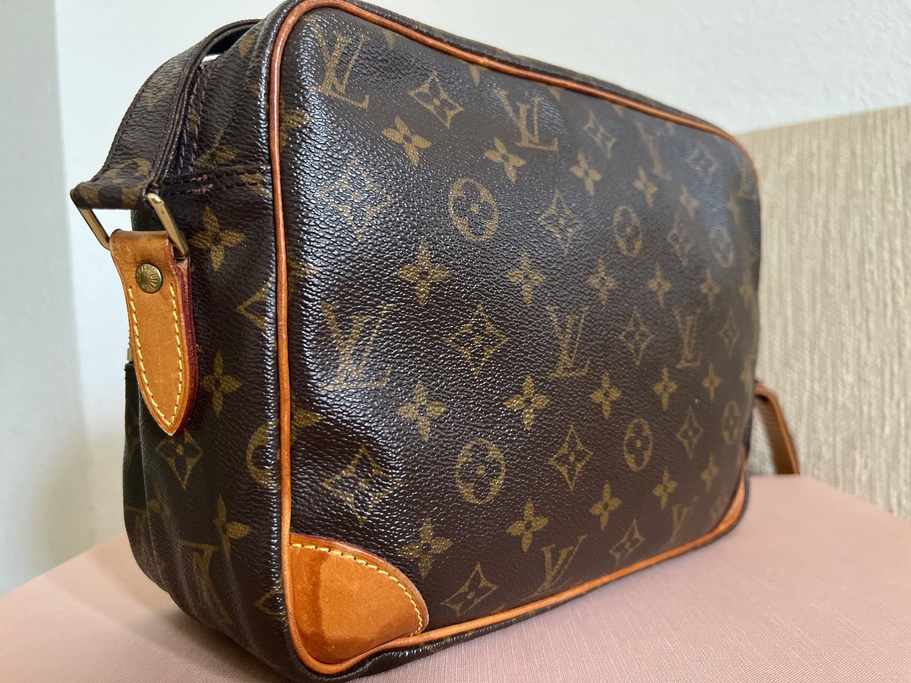 Louis Vuitton Borse da donna: LOUIS VUITTON NIL PM MONOGRAM – Usato da Fischbach LU venduto da Dear.Luki 2