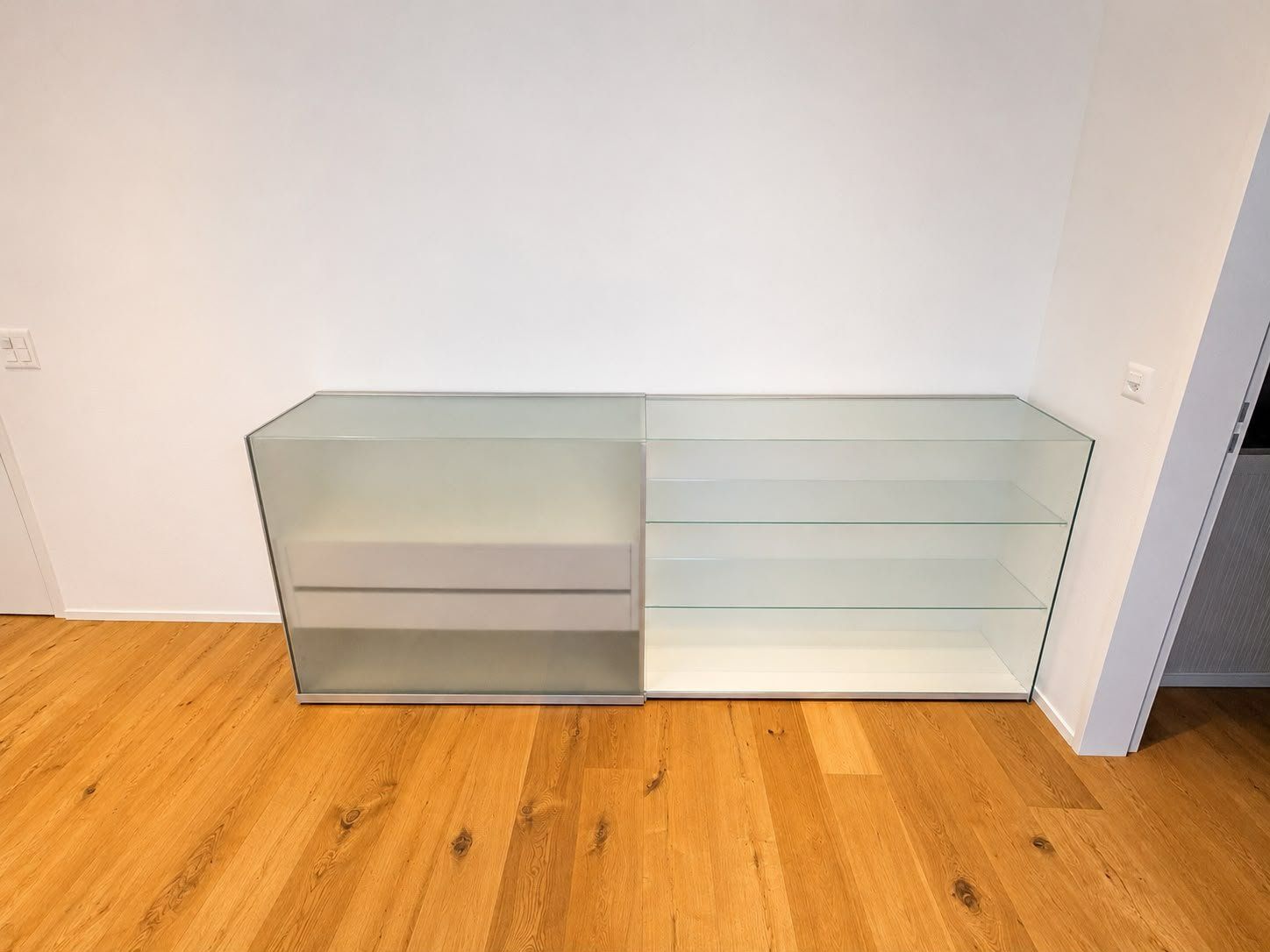 Team By Wellis Credenze: Team by Wellis Design-Sideboard – Usato da Ennetbürgen venduto da Hirsacher 2